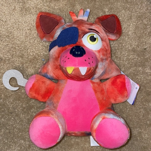 FNAF FUNKO EXCLUSIVE PLUSH BUNDLE! - Picture 3 of 7